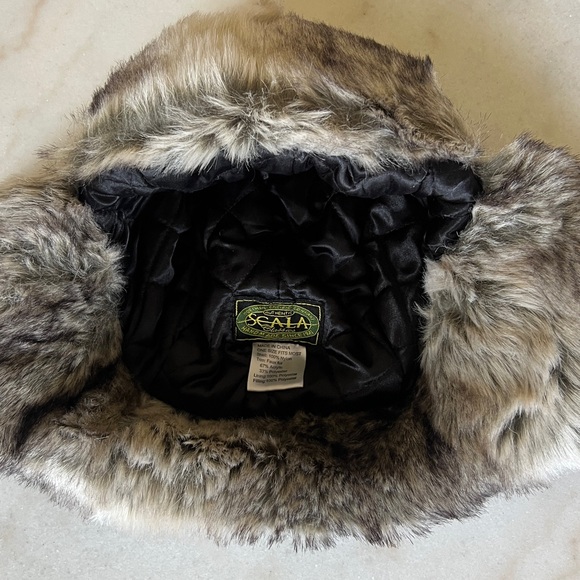SCALA FAUX FUR TRAPPER HAT - Picture 7 of 7